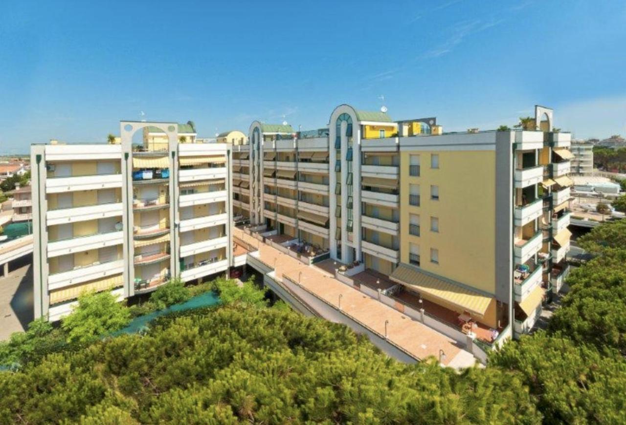Residence Cristoforo Colombo - Carraro Immobiliare - Family Apartments กาออร์เล ภายนอก รูปภาพ